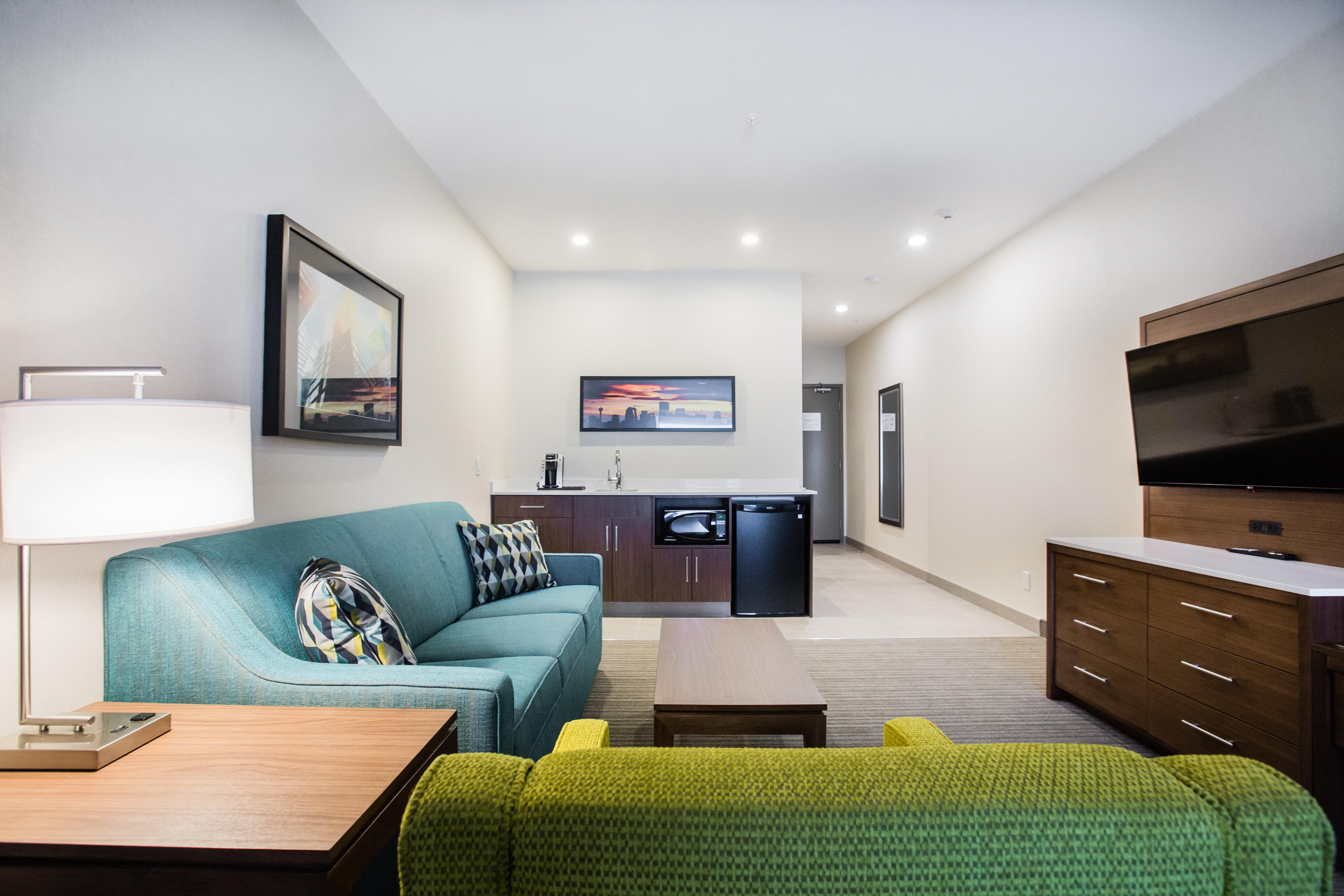 Holiday Inn Calgary South Conference Center エクステリア 写真
