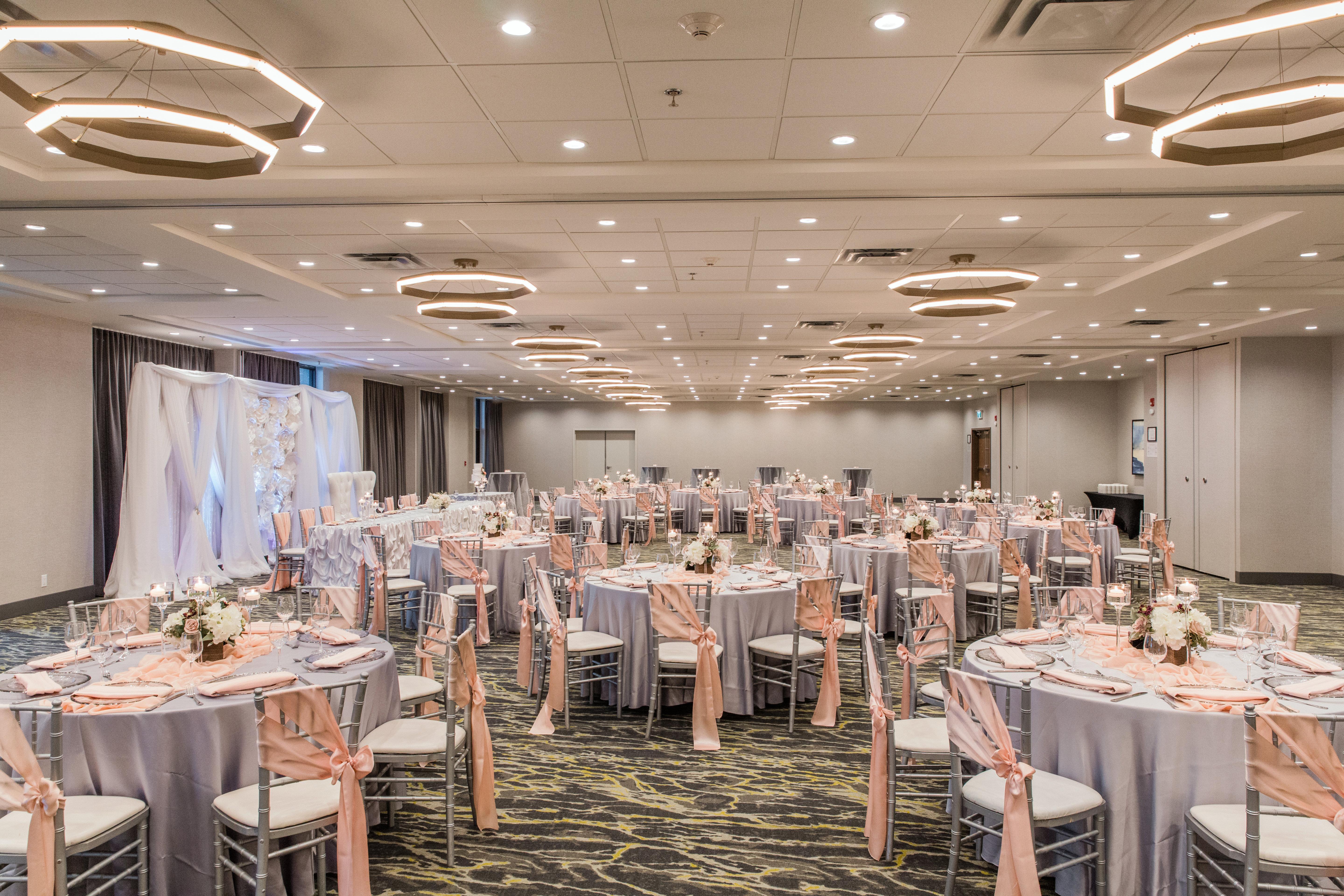 Holiday Inn Calgary South Conference Center エクステリア 写真