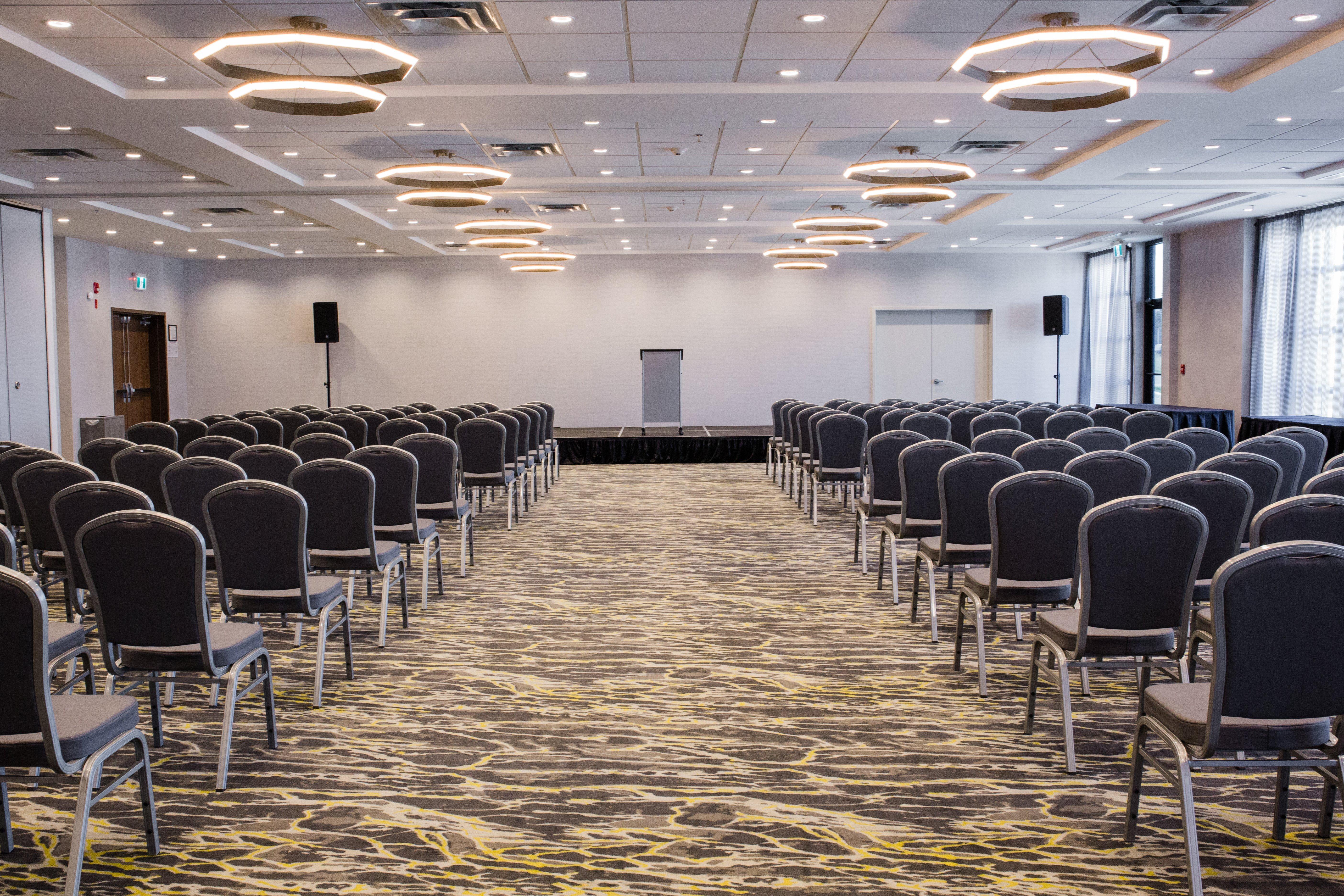 Holiday Inn Calgary South Conference Center エクステリア 写真